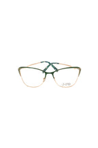Detailed Cat-Eye
