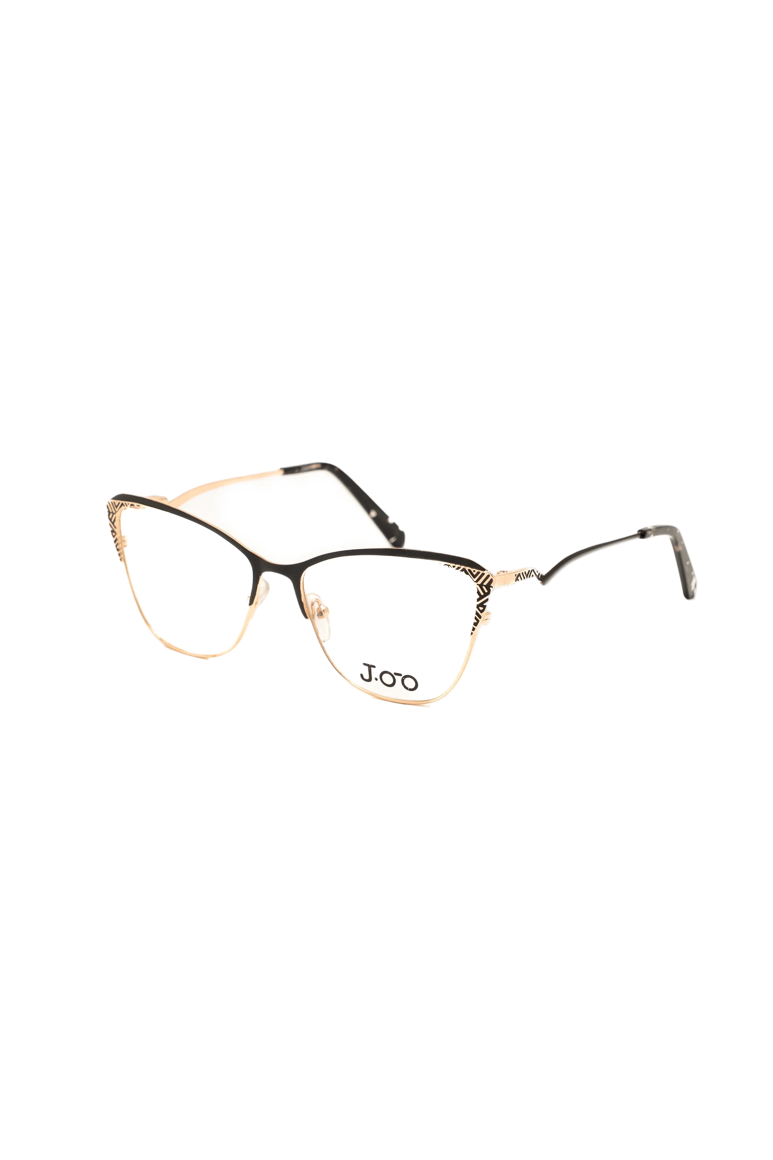 Detailed Cat-Eye