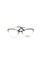Detailed Cat-Eye